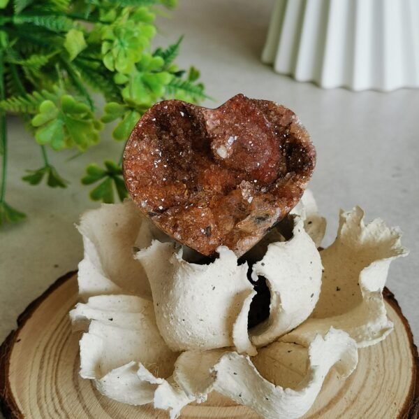 Natural lace agate heart with geode · Unique decorative piece · Crystal home decor and collection