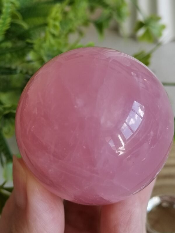 Esfera de Cuarzo Rosa natural