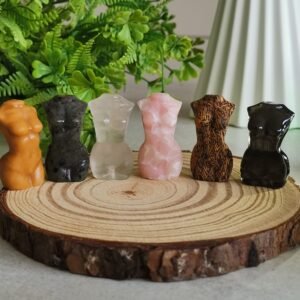 oznorCO Figura femenina-Cuarzo Blanco Figura de Yooperlita fluorescente modelo femenino