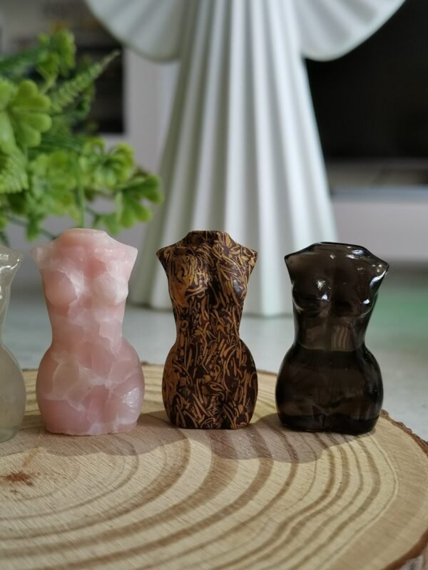 Female figure - White Quartz Fluorescent Yooperlite female figure