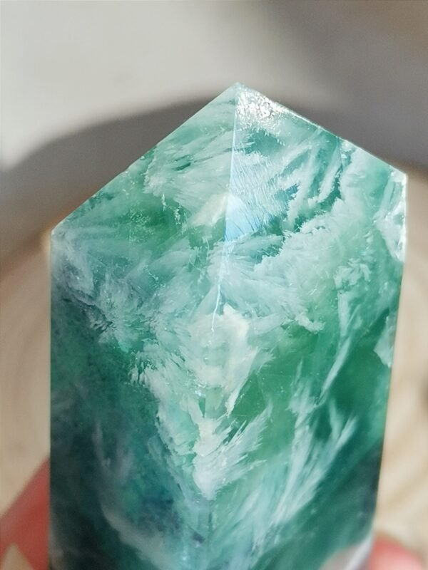 Natural fluorite tower
