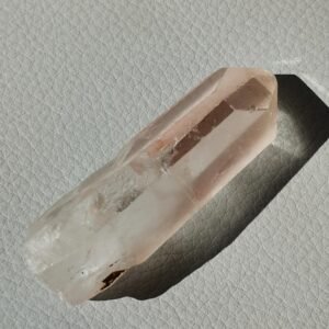 Cristal natural de cuarzo rosa