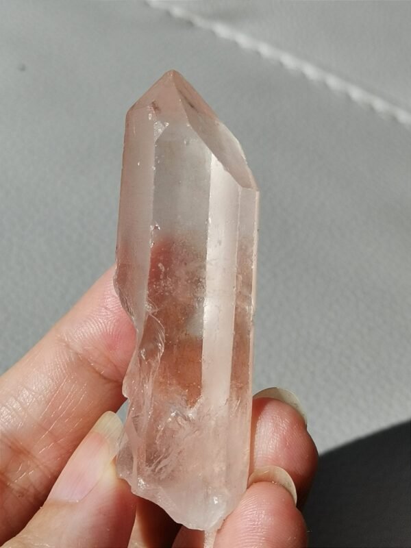 Cristal natural de cuarzo rosa