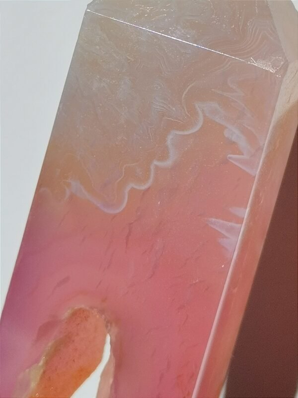 Torre de ágata rosa natural