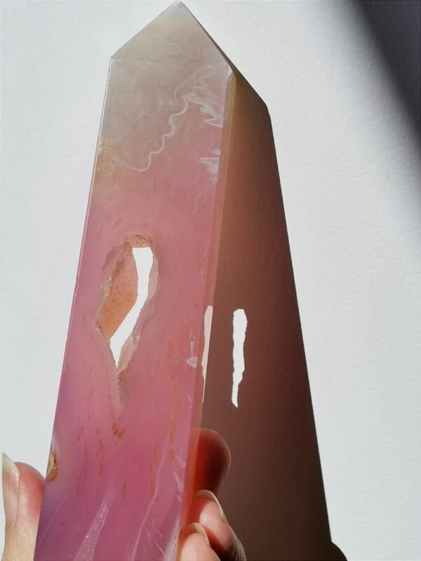 Torre de ágata rosa natural