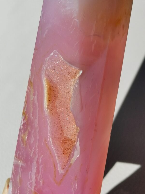 Torre de ágata rosa natural