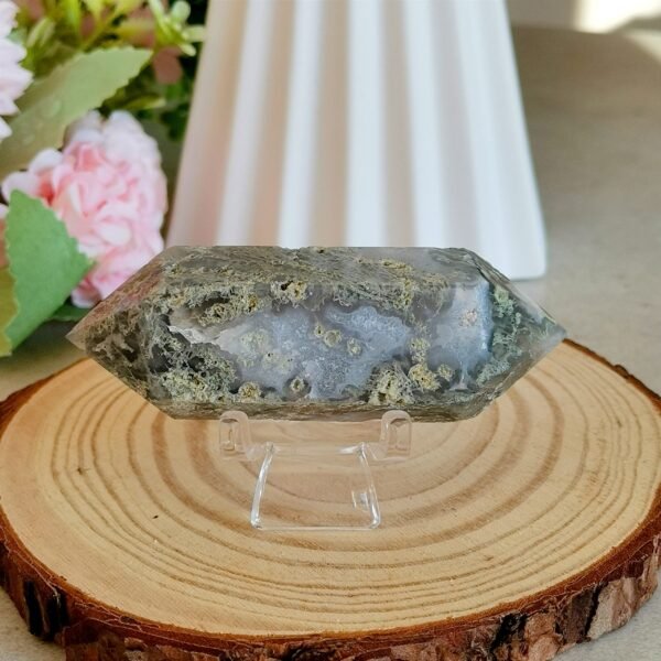 Double-ended moss agate