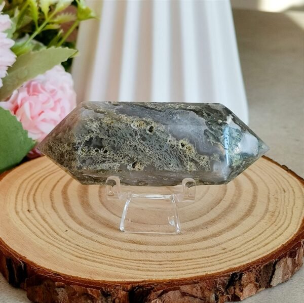 Double-ended moss agate