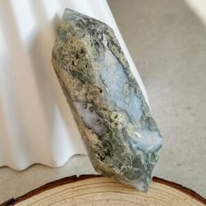 Double-ended moss agate