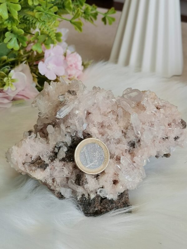 Cristal de lepidolita rosa natural – Gran drusa