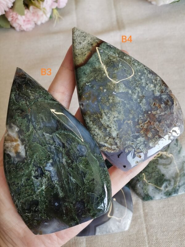 Moss Agate Teardrop Freeform Crystal – Decorative Moss Stone