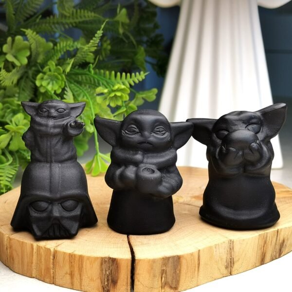 Yoda Black Obsidian Figurine – Star Wars