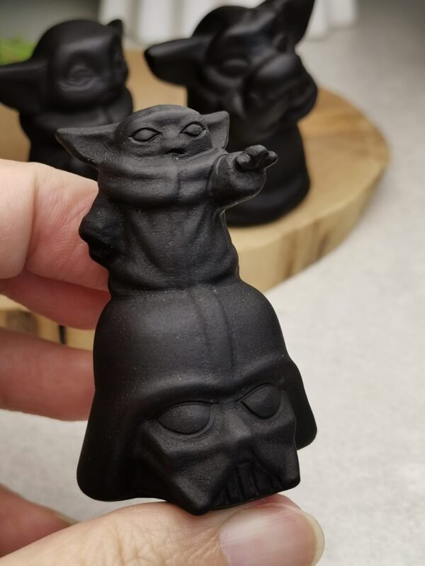 Yoda Black Obsidian Figurine – Star Wars