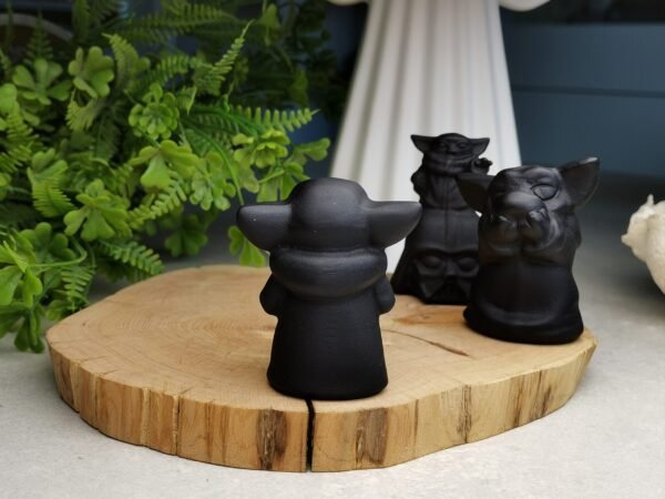 Yoda Black Obsidian Figurine – Star Wars