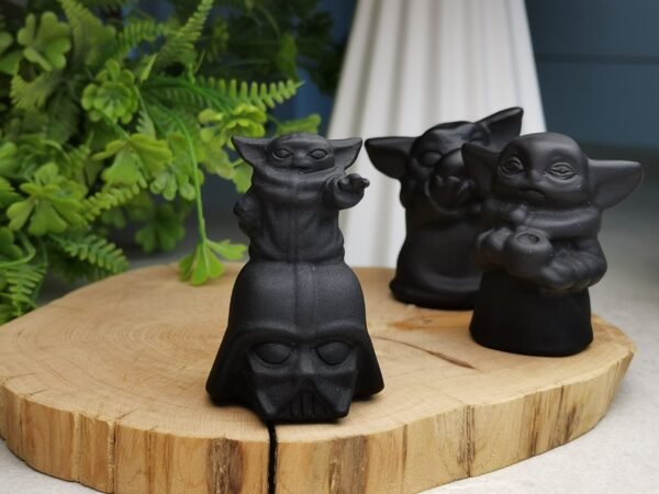 Yoda Black Obsidian Figurine – Star Wars