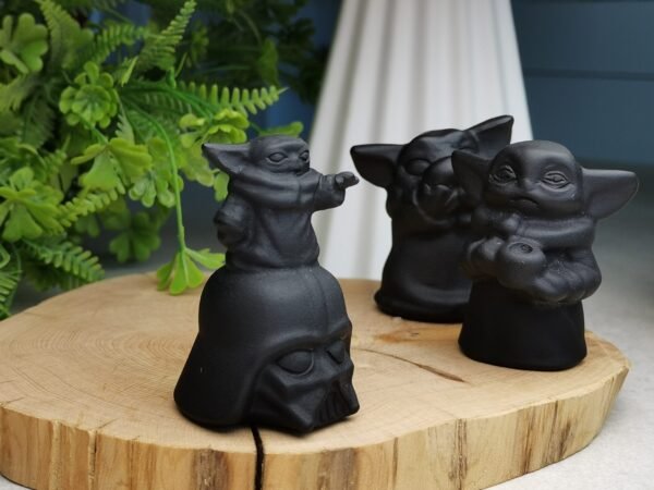 Yoda Black Obsidian Figurine – Star Wars