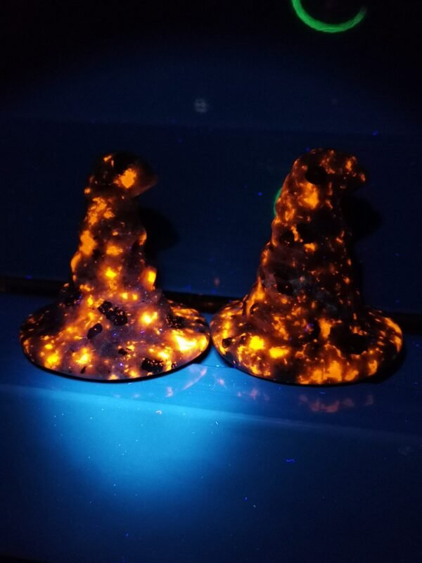 Magic Hat-Shaped Fire Stone / Obsidian - Natural