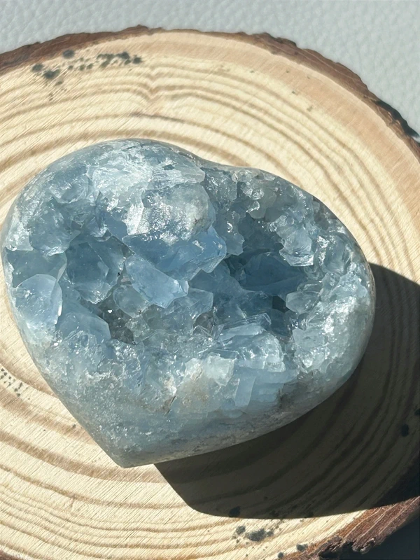 Corazón de celestina natural azul