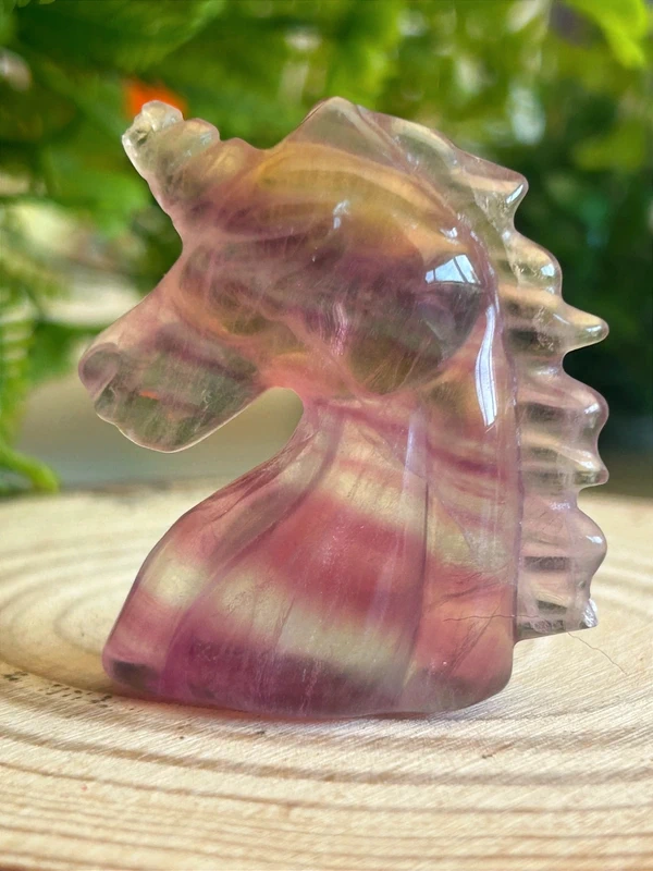 Unicornio de fluorita multicolor • cristal (precio especial)