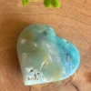 Corazón de cuarzo caribeño azul