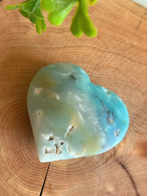 Corazón de cuarzo caribeño azul