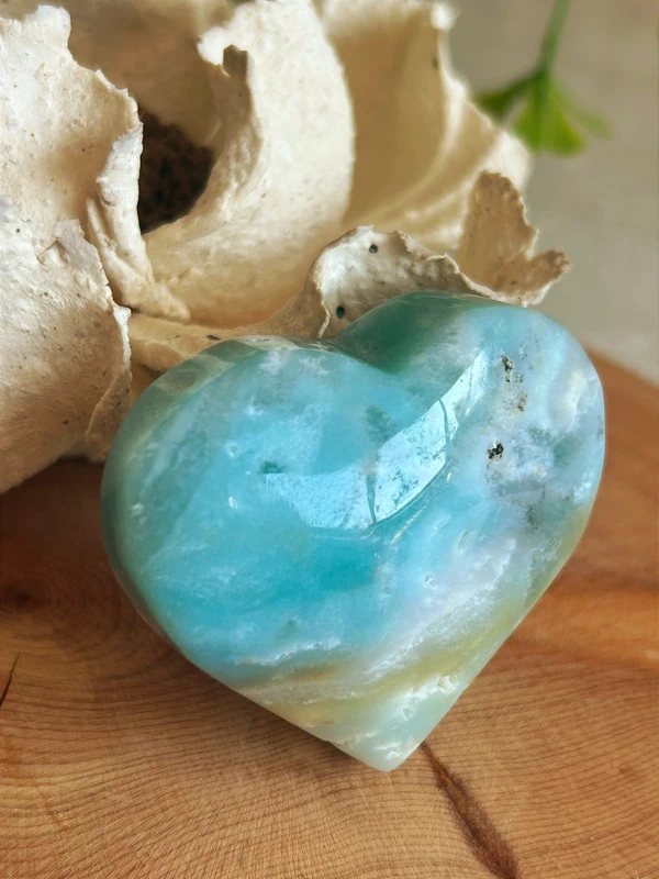 Corazón de cuarzo caribeño azul