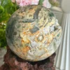 Gran esfera de ágata tipo lace con geodas naturales