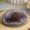 Geoda de amatista con cavidad profunda