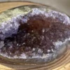 Geoda de amatista con cavidad profunda