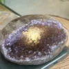 Geoda de amatista con cavidad profunda