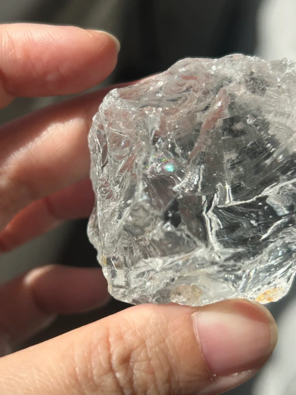 Clear Quartz (Rock Crystal) de alta transparencia con arcoíris natural