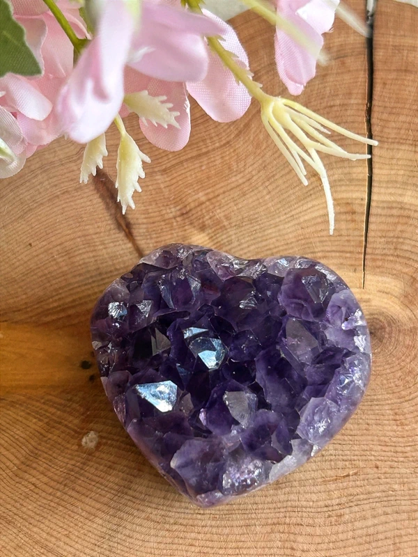 1776775499.webp High-quality amethyst heart
