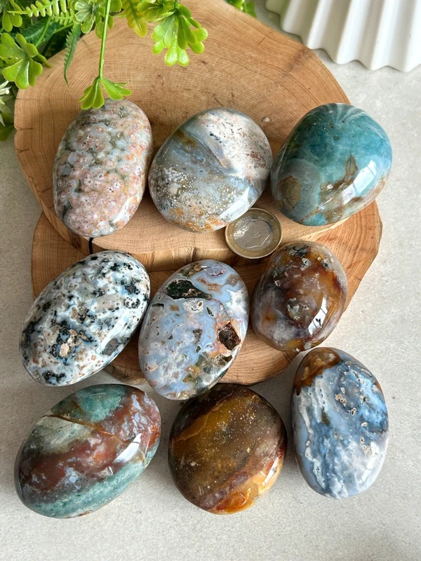 Piedras de palma en cristal de jaspe oceánico