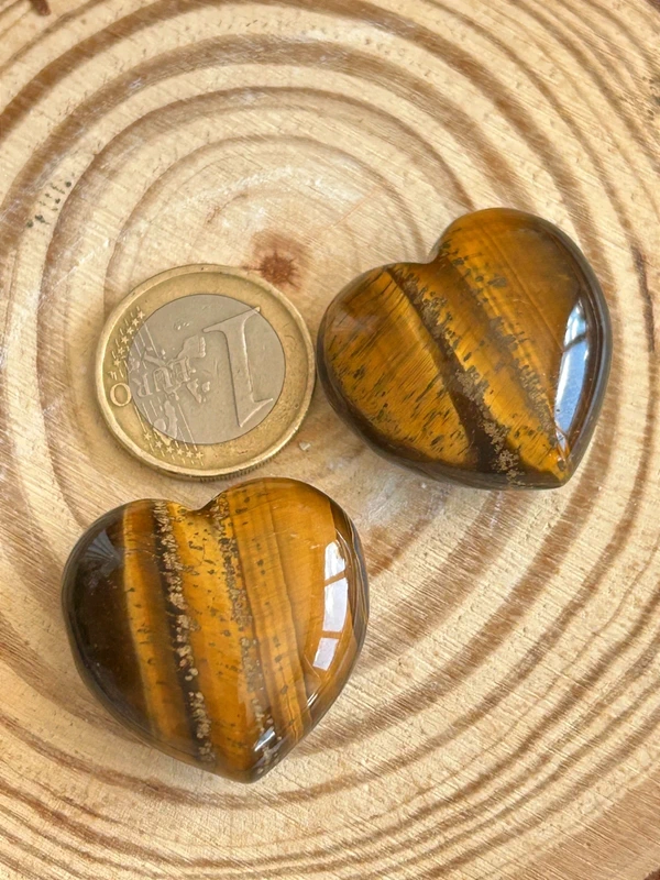 Corazones de ojo de tigre natural