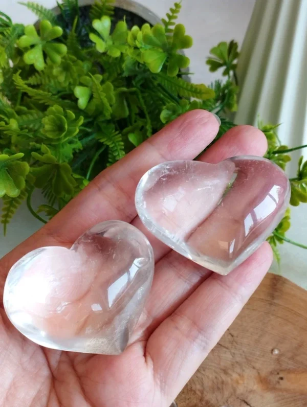 Corazones de cuarzo transparente extra claro