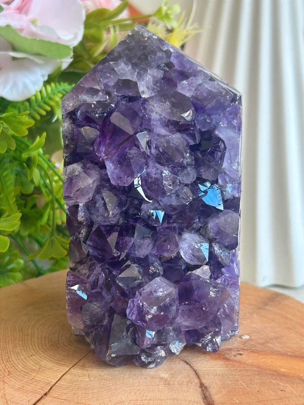 Pieza de Amatista • Tipo Hexagonal • Cristales