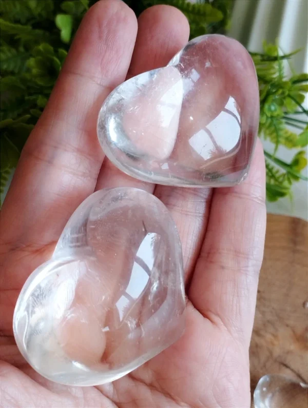 Corazones de cuarzo transparente extra claro