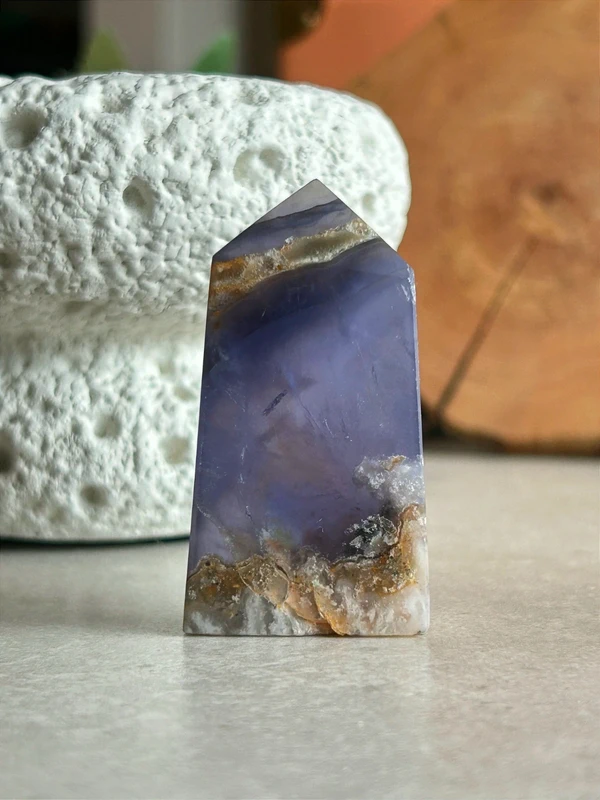 Translucent violet fluorite tower • crystal