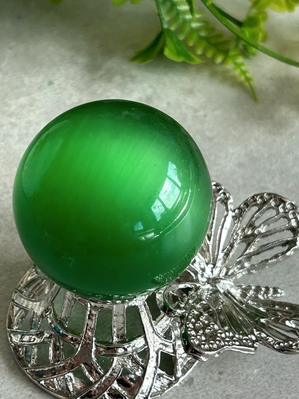 Esfera ojo de gato verde
