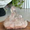 Rose quartz druse • Transparent main crystal