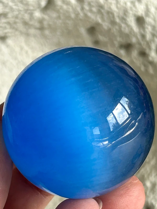 Deep blue cat's eye sphere