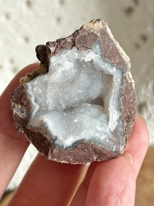 Agate geode • Natural druse