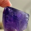 Amatista natural violeta intensa
