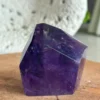 Amatista natural violeta intensa