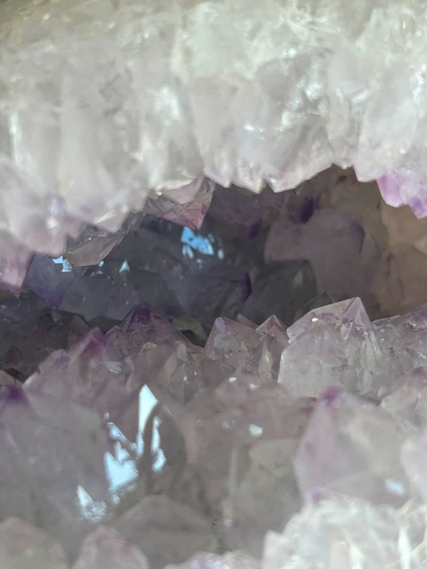 Large “Smile” Natural Quartz Geode