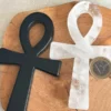 Ankh de cuarzo blanco natural