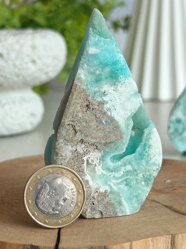 Torre de Aragonite azul natural