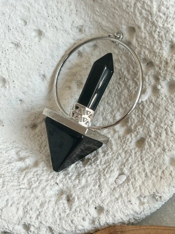 Natural obsidian double-pointed pendant 🖤
