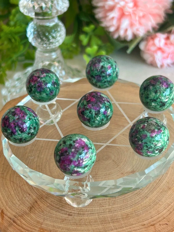 Ruby Garden Natural 🌿 “7 Stars” UV-Reactive Sphere Set