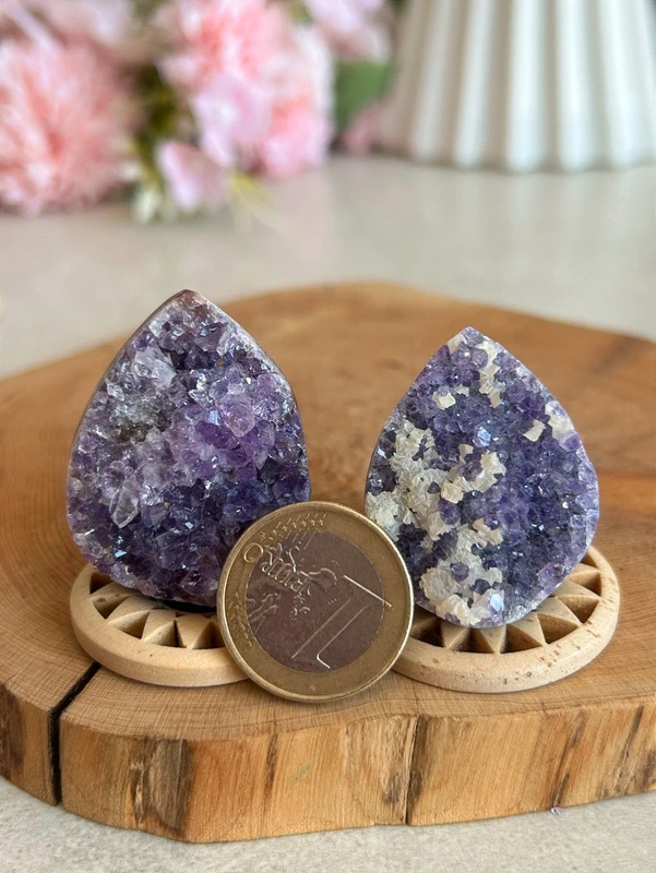 Natural amethyst egg